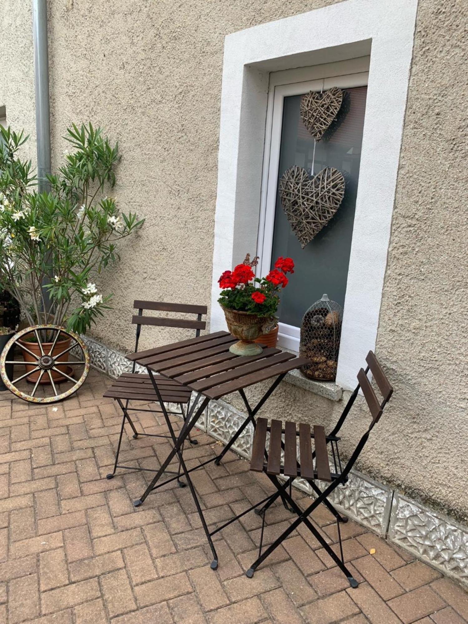 Ferienwohnung Zur Alten Eiche Frohburg Bilik gambar